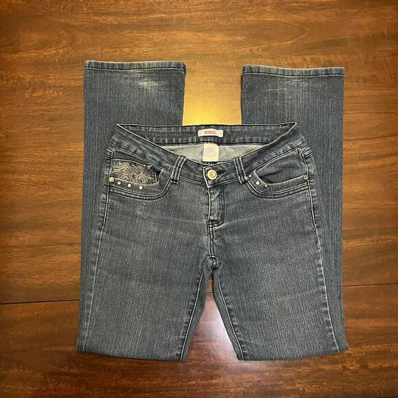 BONGO Denim - Bongo Women's Embellished Dark Wash Blue Jeans No size tag (Measures: 28x30)